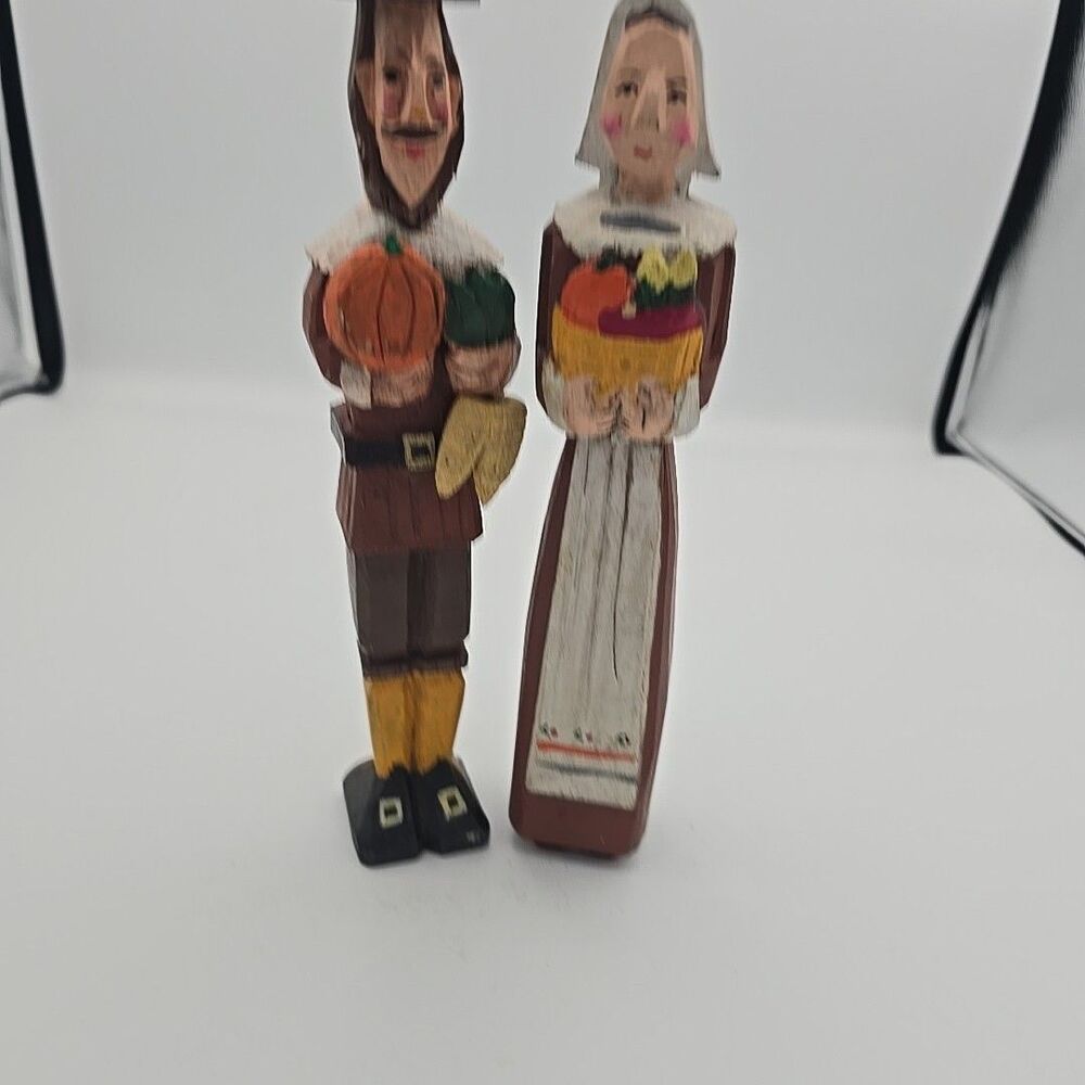 Carved Wood Pilgrim Man Woman Pencil Thanksgiving 9.5" Midwest Falls Folk Art